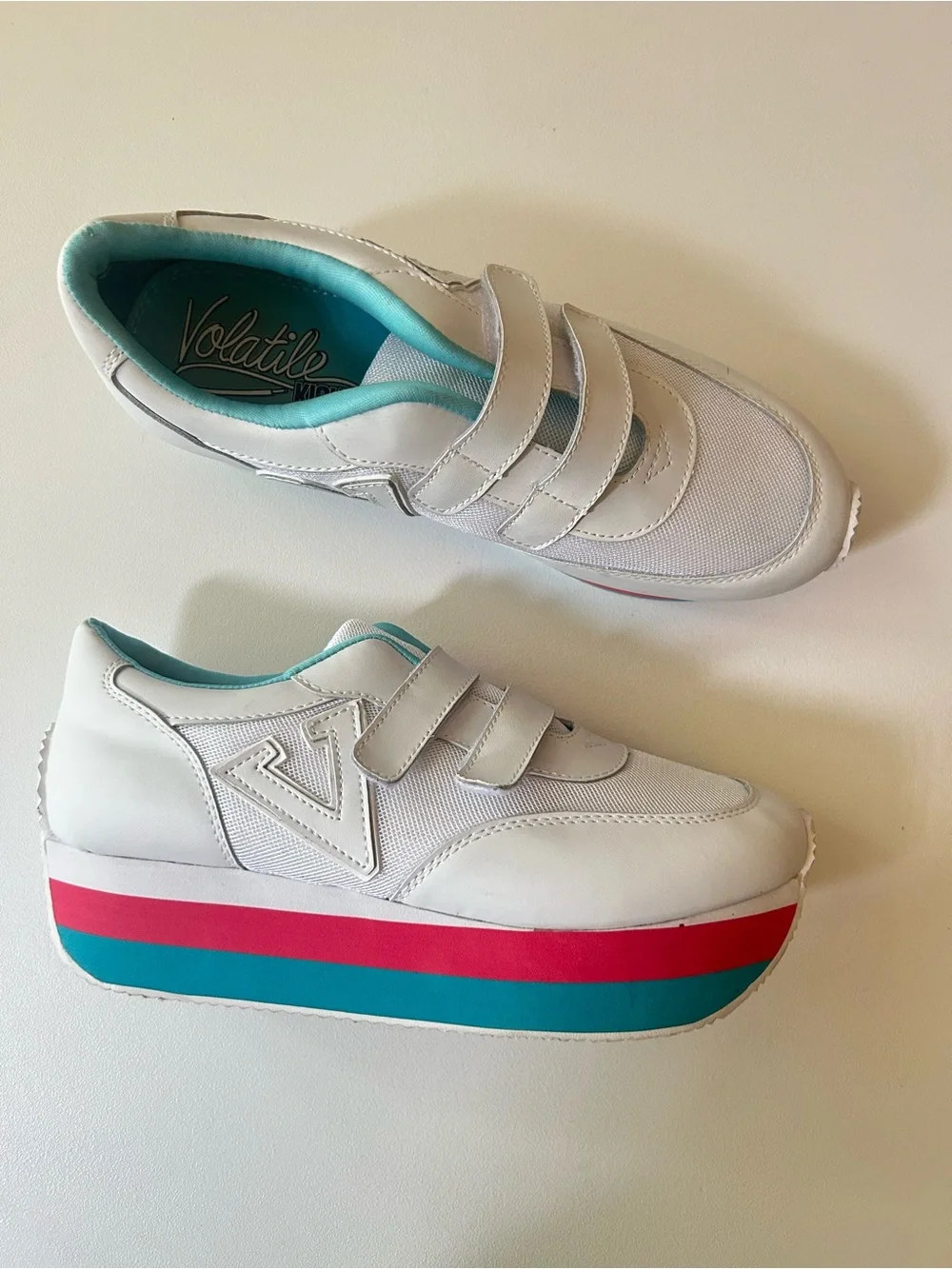 Y2K Volatile White Platform Sneaker with Pink and Teal Stripes